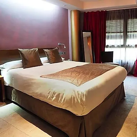 Hotel Palacio Del Obispo 3*