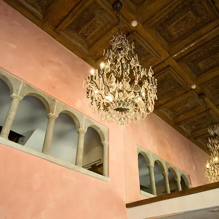 Palacio Del Obispo 3*