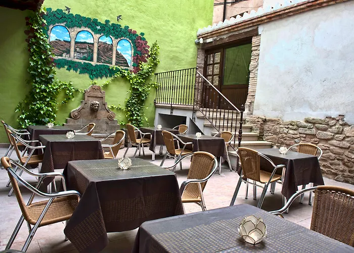 Palacio Del Obispo Graus